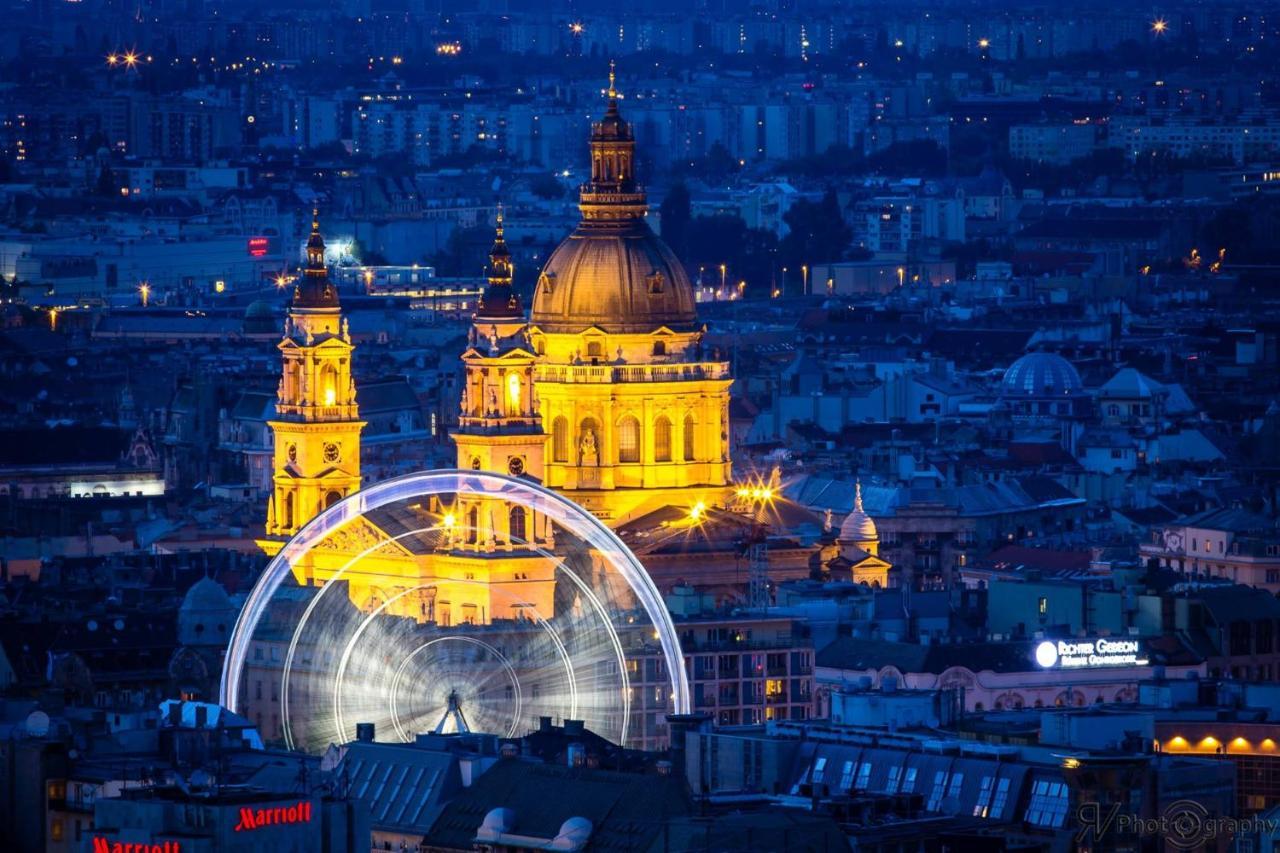 Economy Downtown Design Apartments - Free Parking - Balcony - Super Puplic Transport - Ac Budapest Luaran gambar
